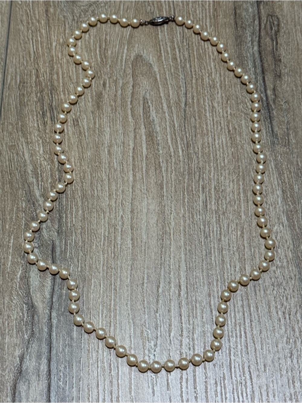 Vintage Pearl Necklace Strand Cream 26” - Picture 2 of 11